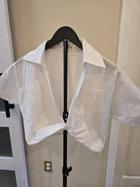 Tops - White Sequin Cropped Button-Front Shirt